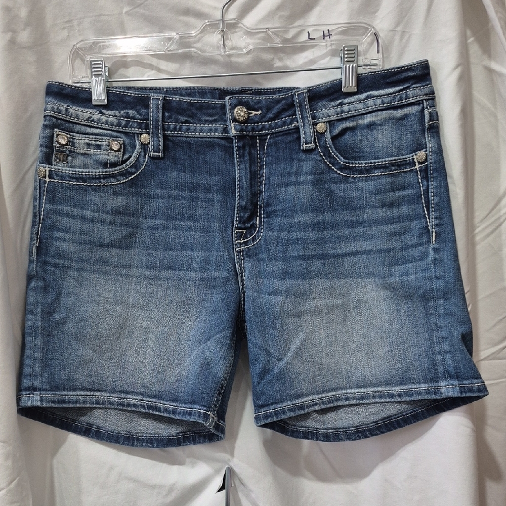 Miss Me Denim Shorts in Medium Blue with White Stitching